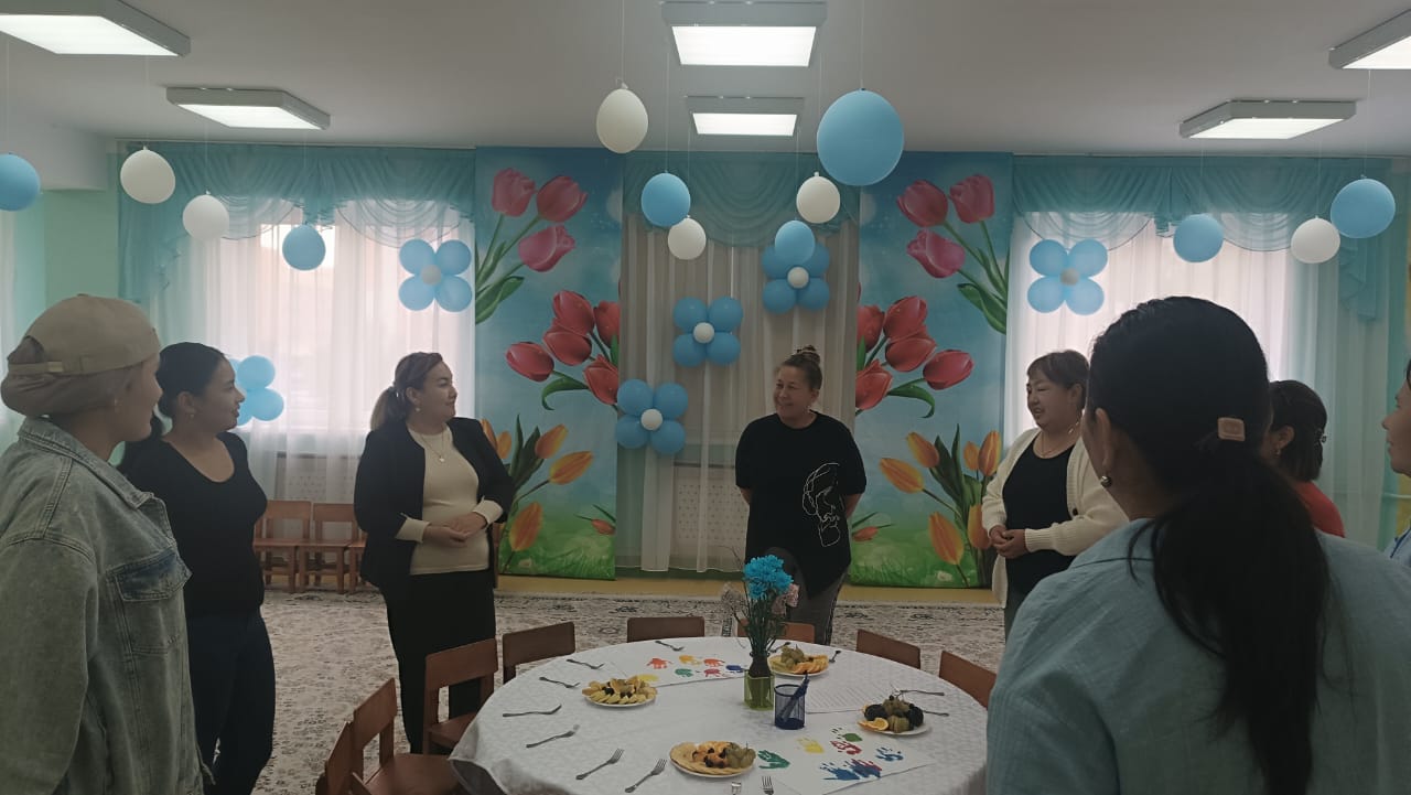 Ата-аналар жиналысы. Кіші  "Қонжық" тобы.